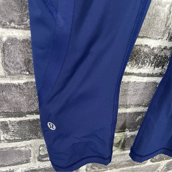 Lululemon Blue On Track Crop Leggings 19" Hero Blue - size 2 - Picture 5 of 9